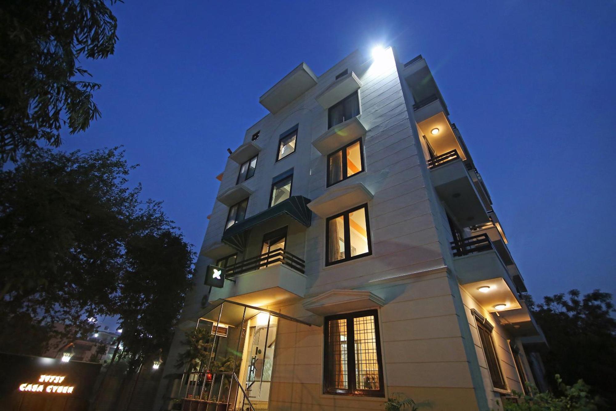 Capital O Tipsyy Near Aravali Biodiversity Park Gurgaon Exteriör bild